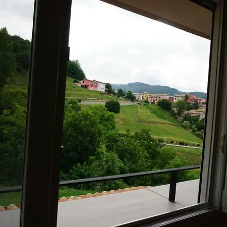 Alloggio per agriturismo Fattoria Monte Baldo Caprino Veronese