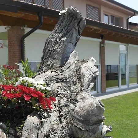 Fattoria Monte Baldo Vista Farm stay *