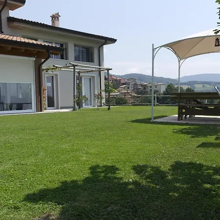 Fattoria Monte Baldo Vista Farm stay