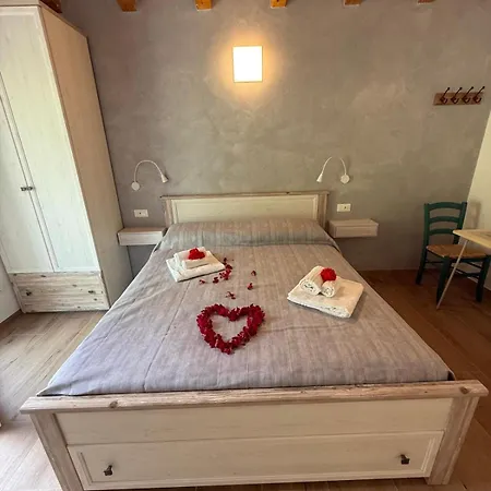 Fattoria Monte Baldo Vista Farm stay *